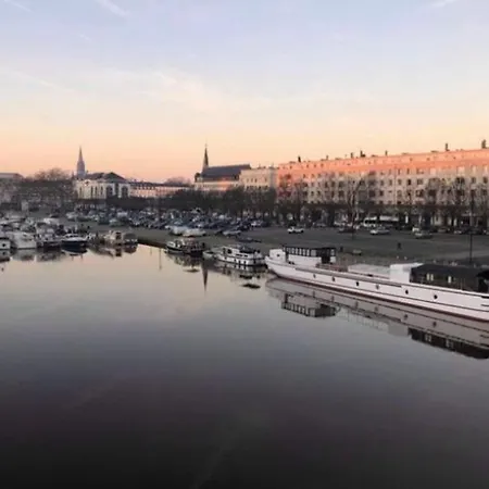 Lägenhet 130M Barge Atypical - Nantes