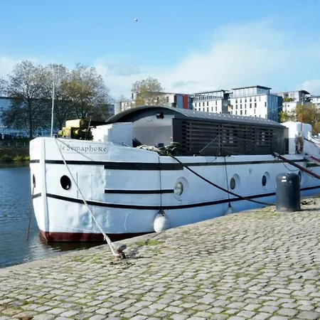 130M Barge Atypical - Nantes * Nantes